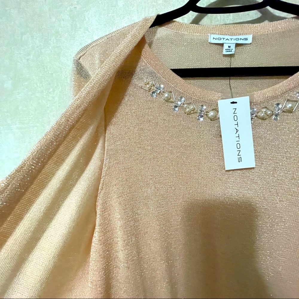 Blouse - Picture 2 of 3